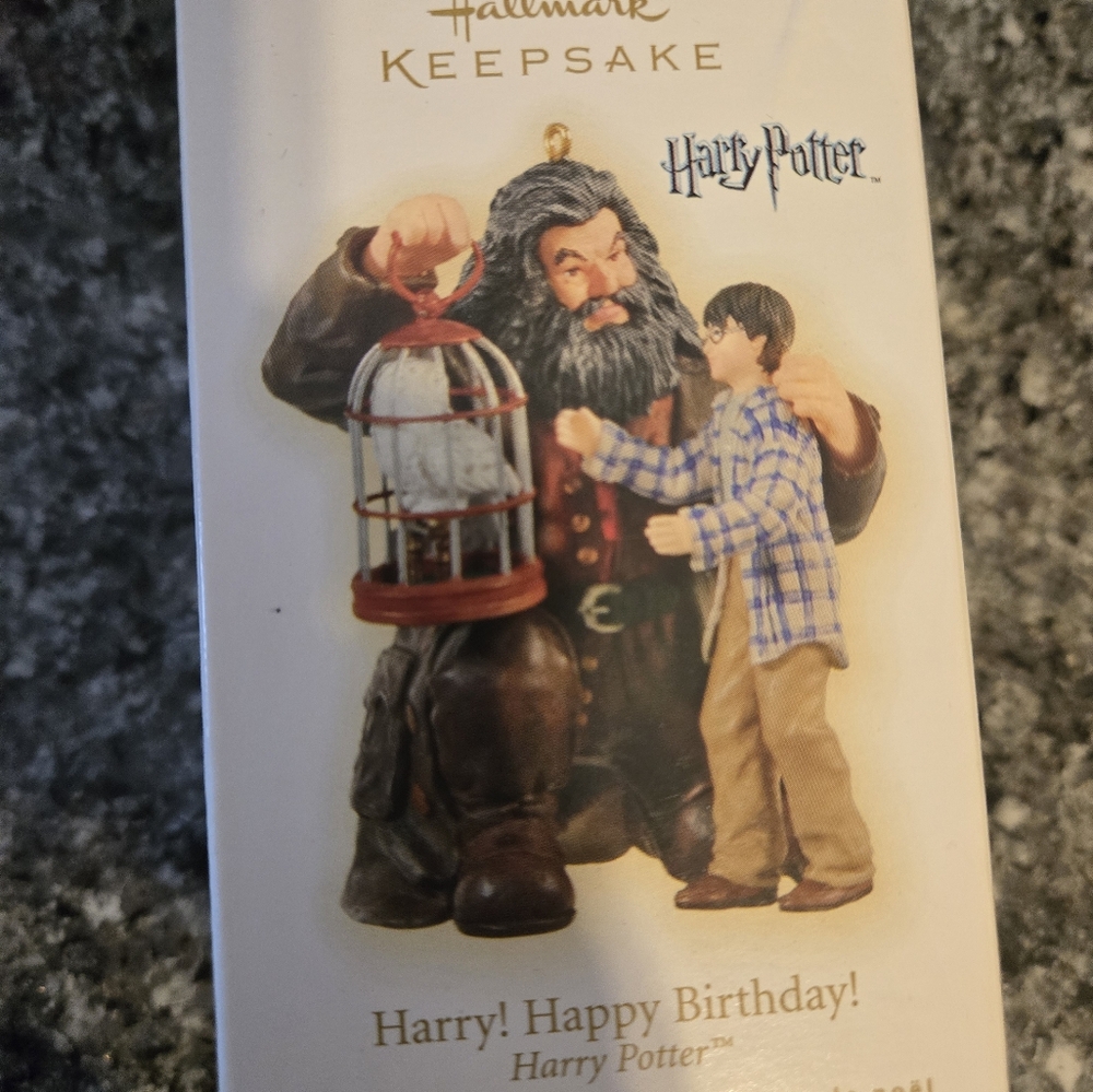 Hallmark ornament Harry potter happy birthday 2009